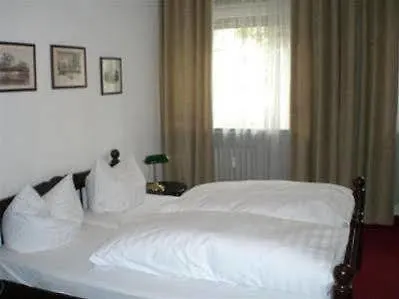 Wasserturm Hotel Μάνχαιμ 3*,